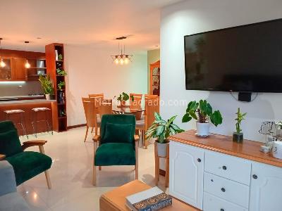 Apartamento en venta en El Poblado, Medellín · foto 3 de 19