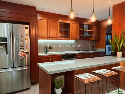 Apartamento en venta en El Poblado, Medellín · foto 9 de 19