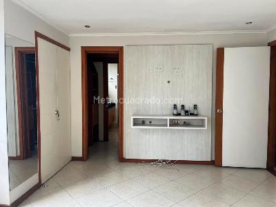 Apartamento de 4 alcobas en venta en Alejandría, Medellín, 212 m² · foto 11 de 19