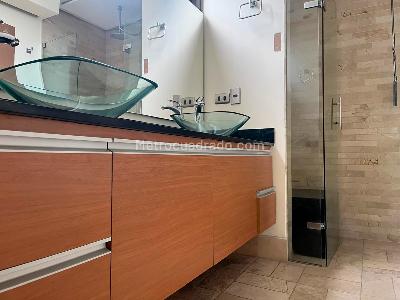 Apartamento de 4 alcobas en venta en Alejandría, Medellín, 212 m² · foto 17 de 19