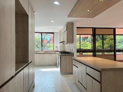 Apartamento de 4 alcobas en venta en Alejandría, Medellín, 212 m² · foto 6 de 19