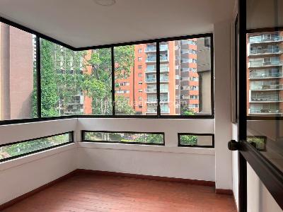 Apartamento de 4 alcobas en venta en Alejandría, Medellín, 212 m² · foto 9 de 19
