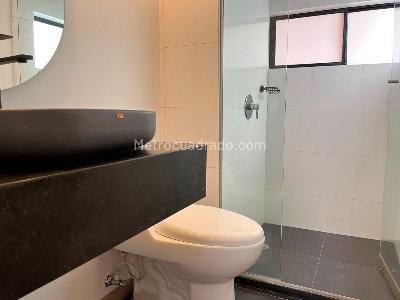 Apartamento en arriendo en El Poblado, Medellín · foto 16 de 19