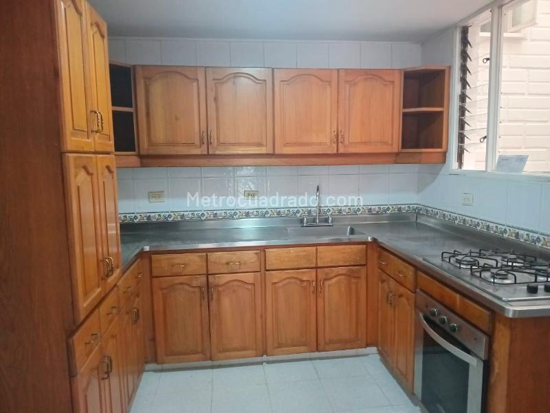 Elegant 4BR House with Pool in El Poblado - 7