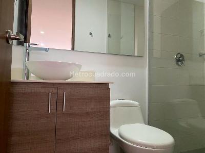 Apartamento de 2 alcobas en arriendo en Envigado, Envigado, 83 m² · foto 15 de 17