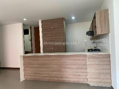 Apartamento de 2 alcobas en arriendo en Envigado, Envigado, 83 m² · foto 5 de 17