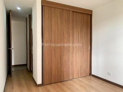 Apartamento de 2 alcobas en arriendo en Envigado, Envigado, 83 m² · foto 9 de 17