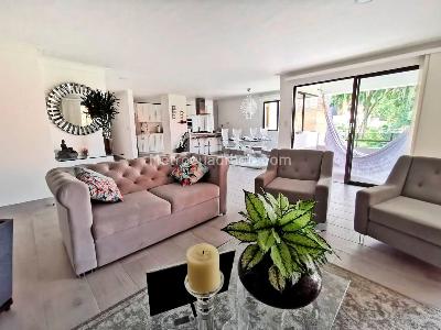 Apartamento de 3 alcobas en venta en El Poblado, Medellín, 187 m² · foto 4 de 16