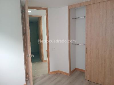 Apartamento de 3 alcobas en venta en Altos Del Poblado, Medellín, 100 m² · foto 11 de 15