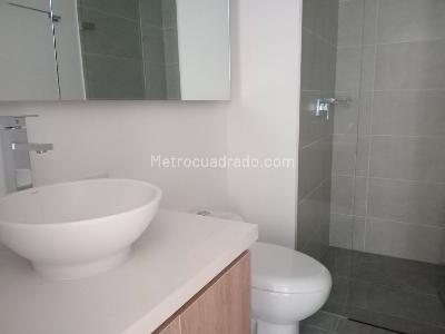 Apartamento de 3 alcobas en venta en Altos Del Poblado, Medellín, 100 m² · foto 12 de 15
