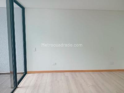 Apartamento de 3 alcobas en venta en Altos Del Poblado, Medellín, 100 m² · foto 8 de 15