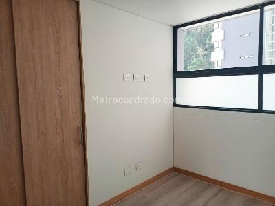Apartamento de 3 alcobas en venta en Altos Del Poblado, Medellín, 100 m² · foto 9 de 15
