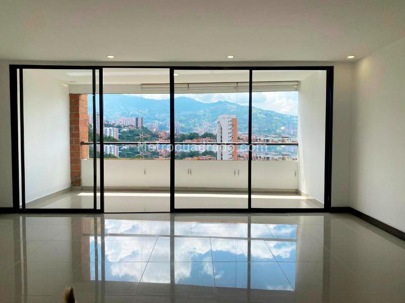 3BR Apartment for Rent (Penthouse) with 3 Baths in El Poblado - 4