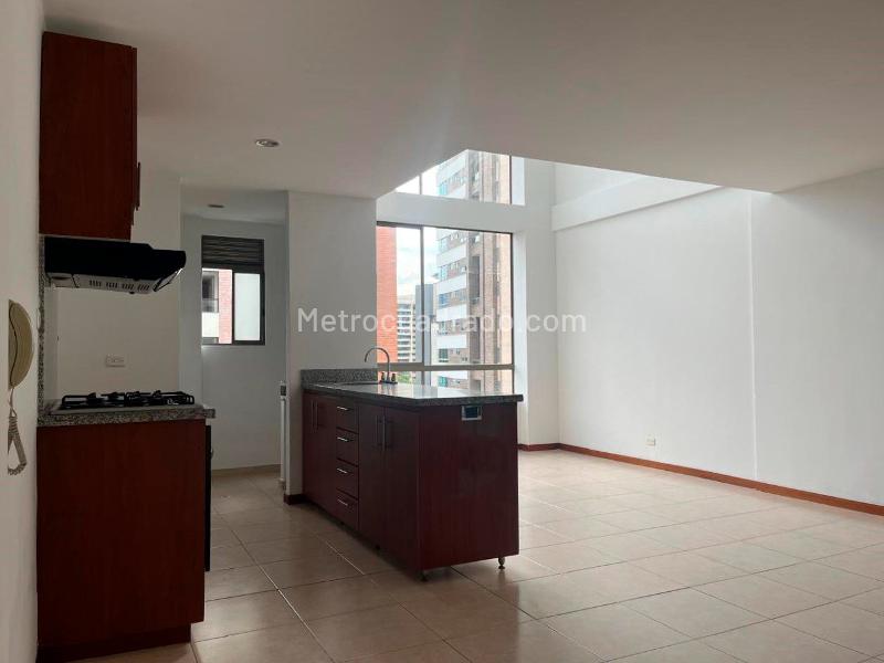 2BR Apartment for Rent in El Poblado with Pool & Sauna - 2