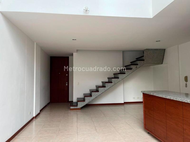 2BR Apartment for Rent in El Poblado with Pool & Sauna - 3