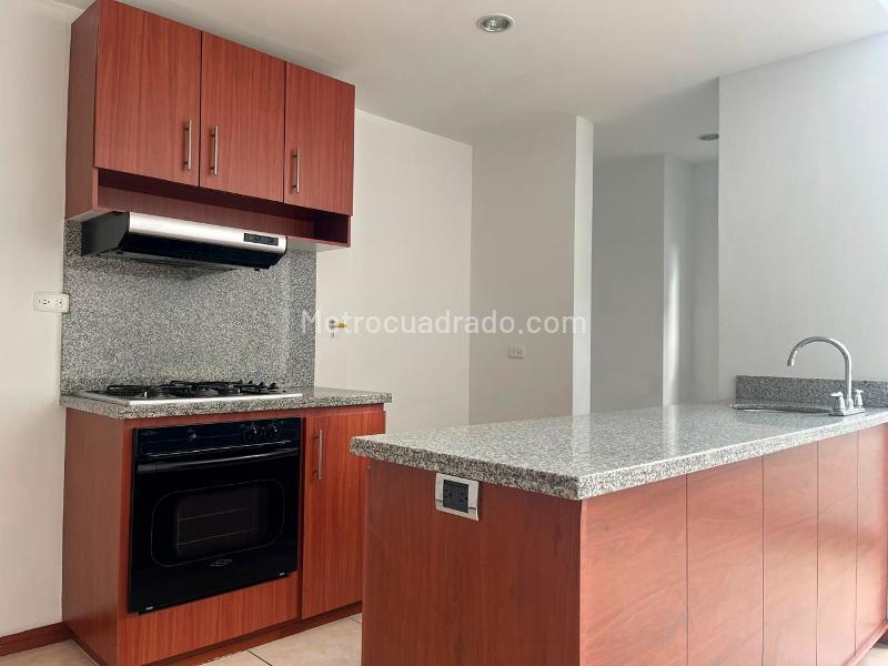 2BR Apartment for Rent in El Poblado with Pool & Sauna - 7
