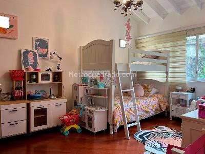 Casa de 3 alcobas en venta en El Poblado, Medellín, 361 m² · foto 13 de 20
