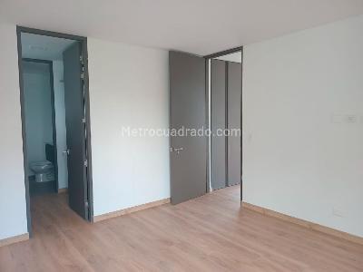 Apartamento de 3 alcobas en venta en El Poblado, Medellín, 143 m² · foto 14 de 17