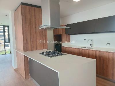 Apartamento de 3 alcobas en venta en El Poblado, Medellín, 143 m² · foto 6 de 17