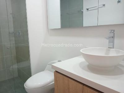 Apartamento de 3 alcobas en venta en El Poblado, Medellín, 100 m² · foto 18 de 20