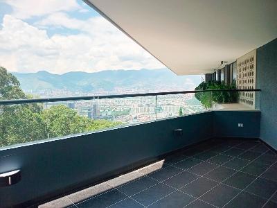 Apartamento de 3 alcobas en venta en El Poblado, Medellín, 100 m² · foto 19 de 20