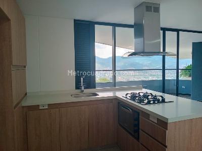 Apartamento de 3 alcobas en venta en El Poblado, Medellín, 100 m² · foto 4 de 20