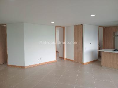 Apartamento de 3 alcobas en venta en El Poblado, Medellín, 100 m² · foto 8 de 20
