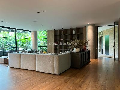 Apartamento en venta en El Poblado, Medellín · foto 3 de 20