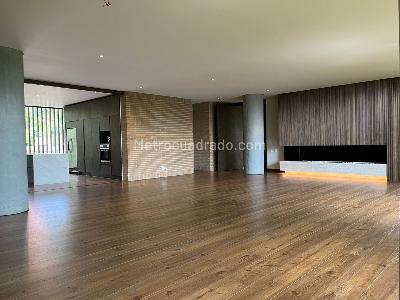 Apartamento en venta en El Poblado, Medellín · foto 5 de 20