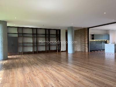 Apartamento en venta en El Poblado, Medellín · foto 7 de 20