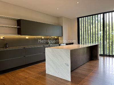 Apartamento en venta en El Poblado, Medellín · foto 9 de 20