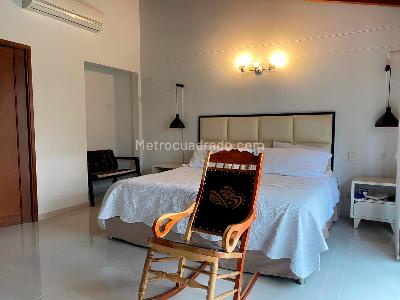Casa de 3 alcobas en venta en Envigado, Envigado, 220 m² · foto 12 de 19