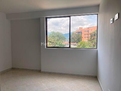 Apartamento de 4 alcobas en venta en Envigado, Envigado, 161 m² · foto 8 de 17