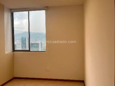 Apartamento de 3 alcobas en arriendo en Los Balsos, Medellín, 84 m² · foto 8 de 13