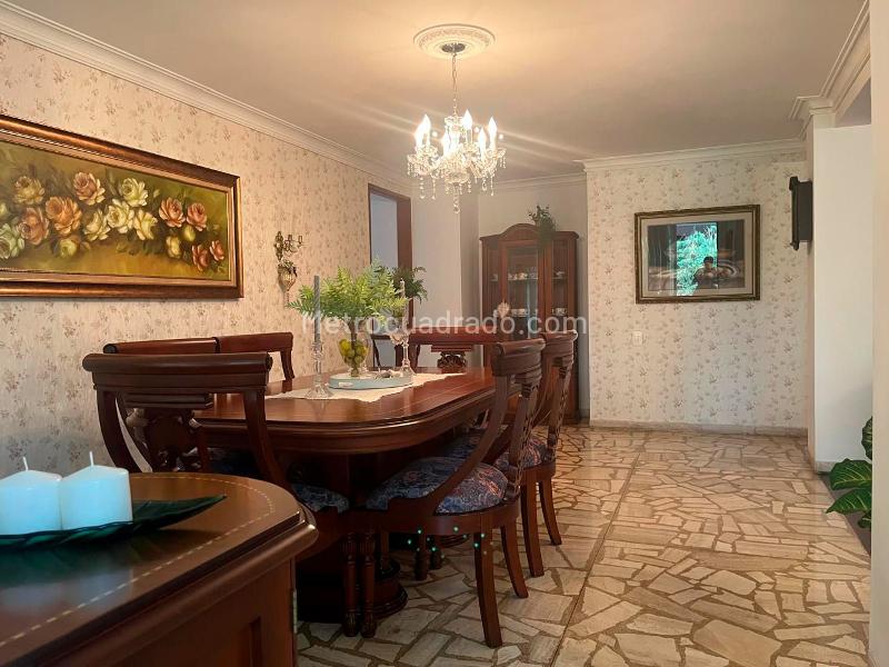 Tranquil 3BR House for Rent in El Poblado - 4