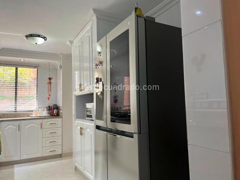 Tranquil 3BR House for Rent in El Poblado - 6