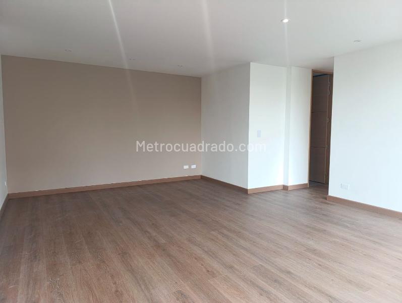 Apartamento de 2 Alcobas en El Poblado con Terraza - 5