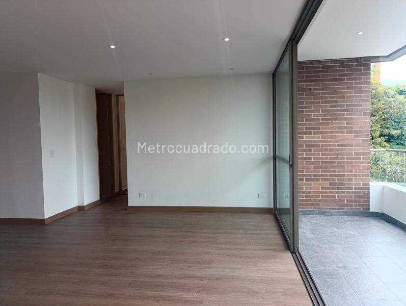 Apartamento de 2 Alcobas en El Poblado con Terraza - 8
