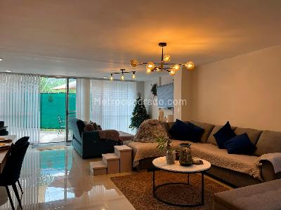 Casa de 3 alcobas en venta en Envigado, Envigado, 205 m² · foto 3 de 20