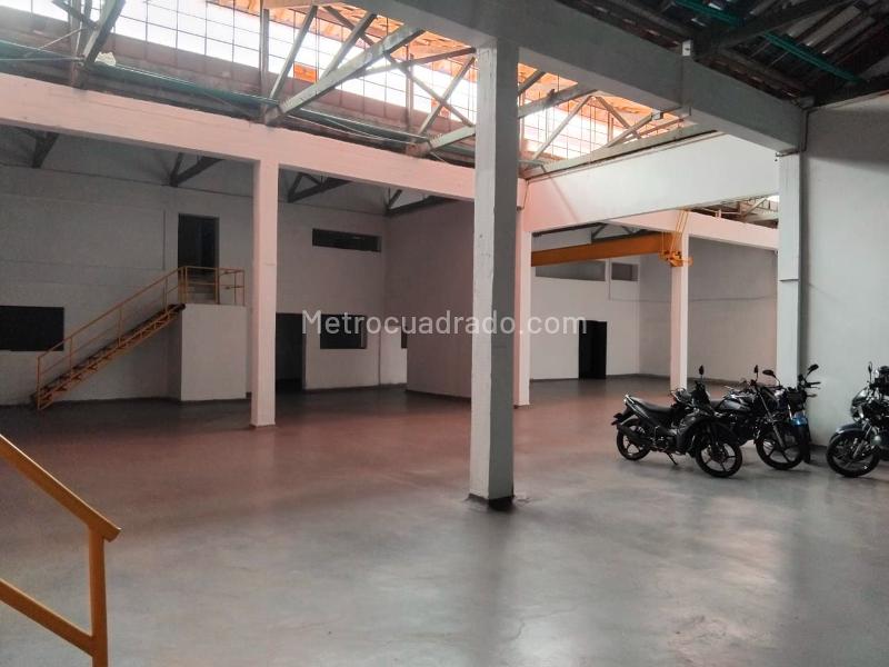 Bodega en Arriendo, LAURELES, Medellín - Vista 2