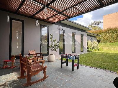Casa en arriendo en Envigado, Envigado · foto 18 de 19