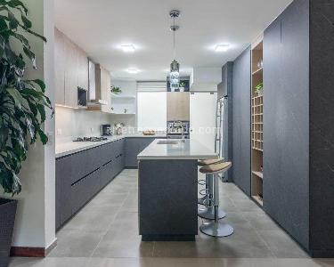 Casa en arriendo en El Poblado, Medellín · foto 7 de 20