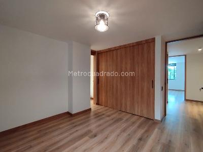 Apartamento de 3 alcobas en venta en Altos Del Poblado, Medellín, 301 m² · foto 11 de 19