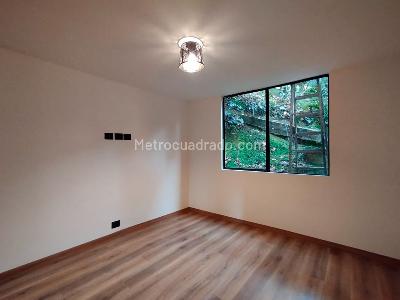 Apartamento de 3 alcobas en venta en Altos Del Poblado, Medellín, 301 m² · foto 12 de 19