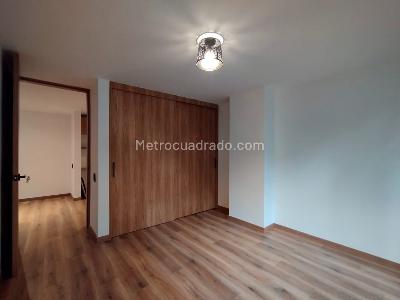 Apartamento de 3 alcobas en venta en Altos Del Poblado, Medellín, 301 m² · foto 13 de 19