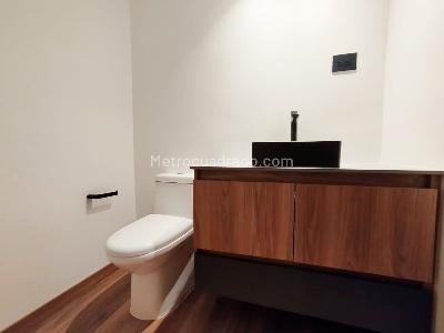 Apartamento de 3 alcobas en venta en Altos Del Poblado, Medellín, 301 m² · foto 16 de 19