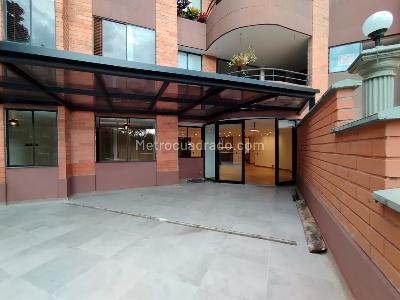 Apartamento de 3 alcobas en venta en Altos Del Poblado, Medellín, 301 m² · foto 17 de 19