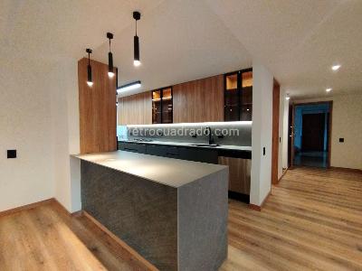 Apartamento de 3 alcobas en venta en Altos Del Poblado, Medellín, 301 m² · foto 6 de 19