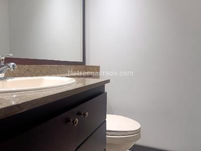 Apartamento de 3 alcobas en venta en El Poblado, Medellín, 140 m² · foto 17 de 19