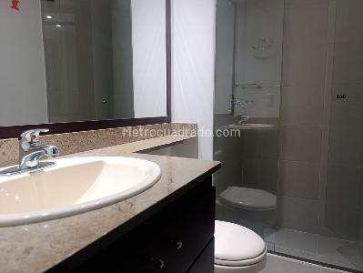 Apartamento de 3 alcobas en venta en El Poblado, Medellín, 140 m² · foto 19 de 19